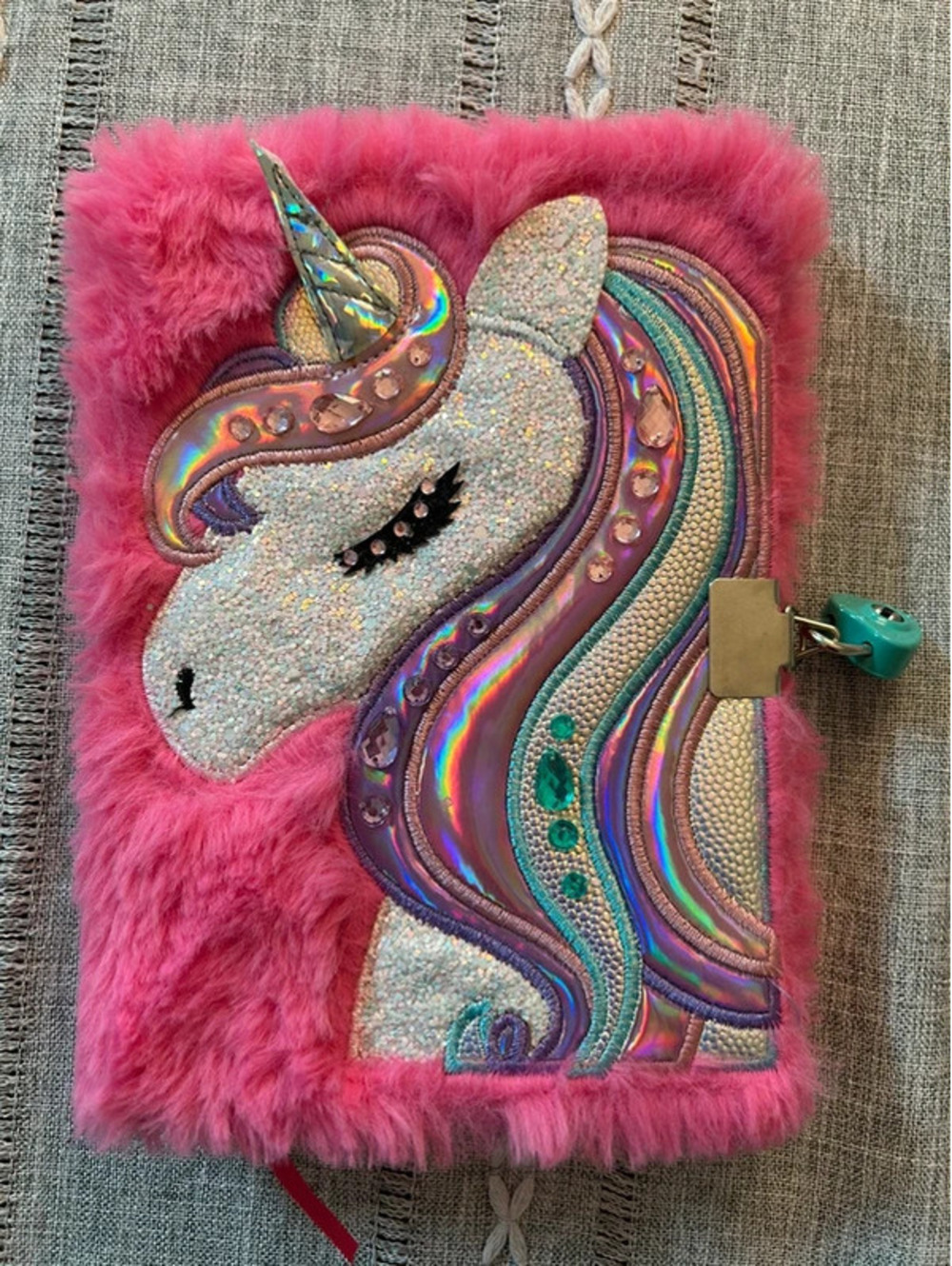Fluffy unicorn diary